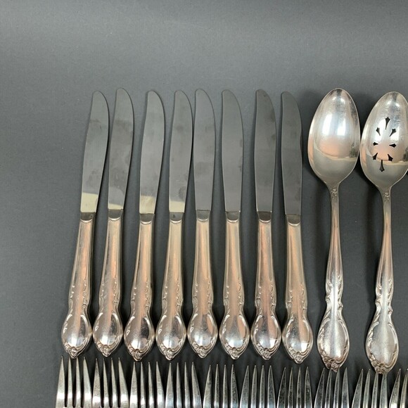 Wm. Rogers International Silver International Moonlight Spoons Forks Knives - Picture 2 of 11